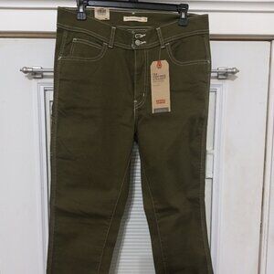 Levis 724